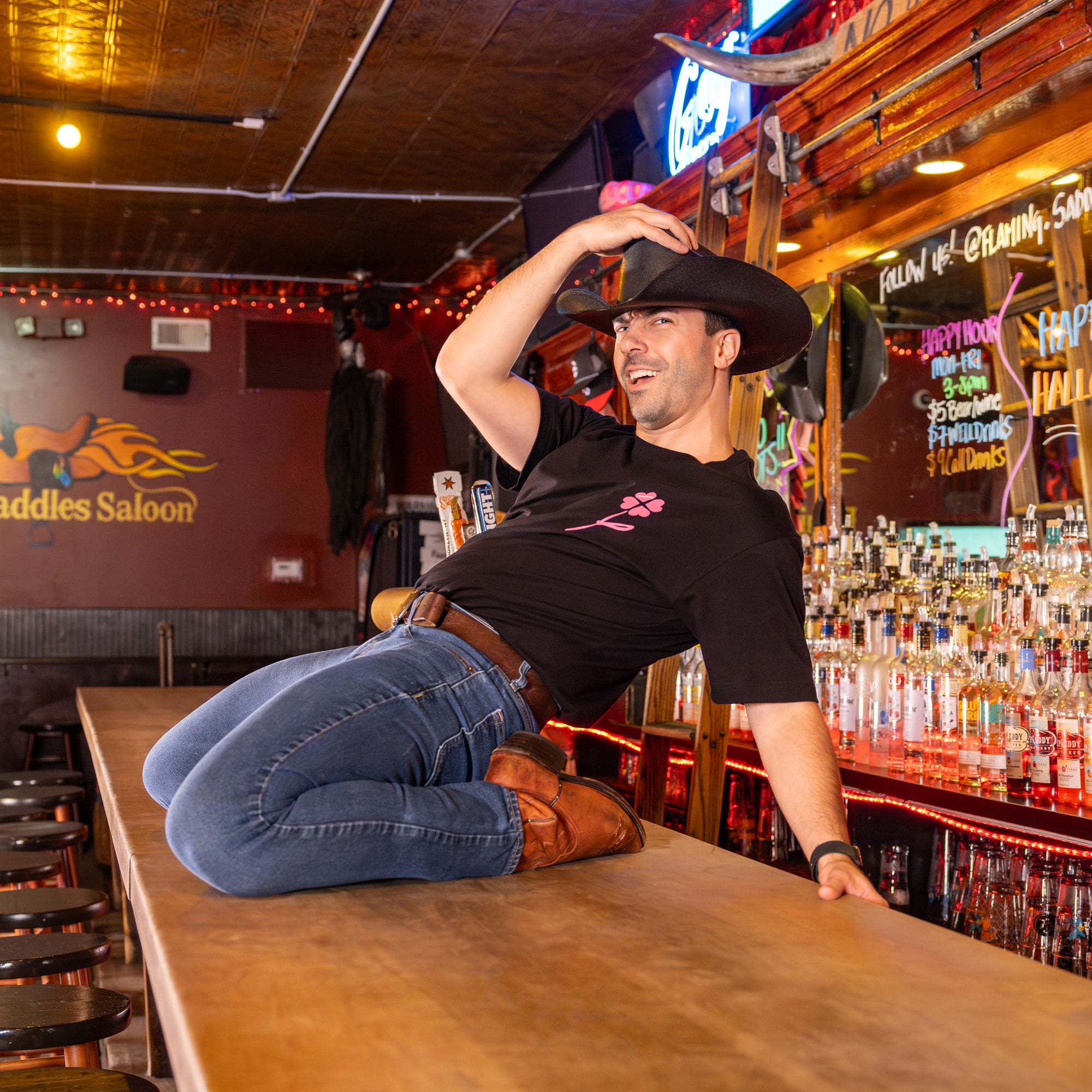 pocket flower - boxy tee